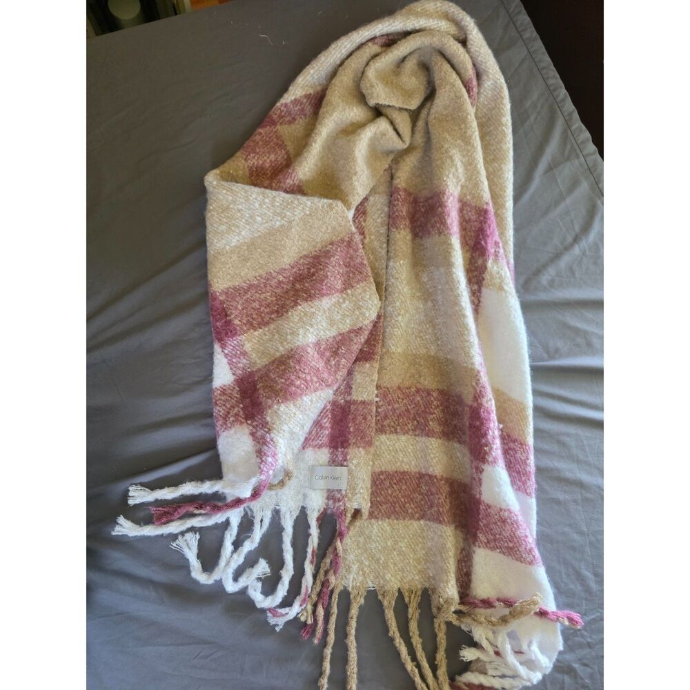 Calvin Klein Oversized Plaid Blanket Scarf Dusty Pink Beige Fringe Wrap